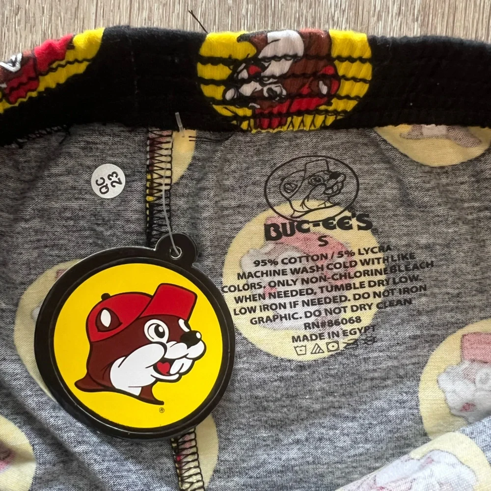 Buc-ee’s Adult Boxer Shorts Black Logo Print Unisex Sleepwear Size Small
